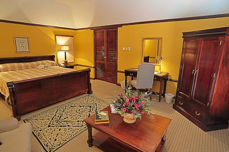 De Hoek Country Hotel Magaliesburg Dış mekan fotoğraf